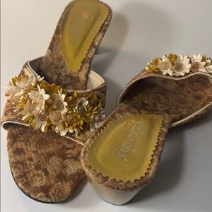 Louis Vuitton yellow gold mule size 8 vintage